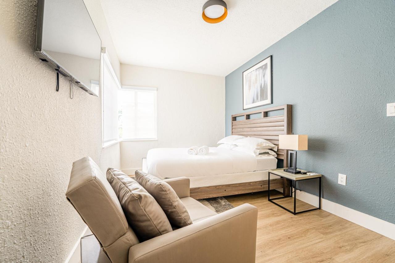 Praia Hotel Boutique & Apartments Маями Бийч Екстериор снимка